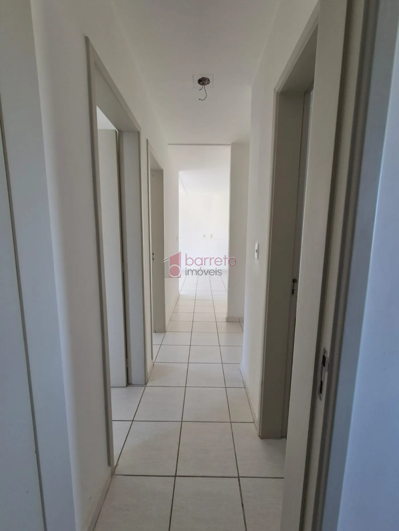 APARTAMENTO À VENDA NO CONDOMÍNIO JARDIM CONQUISTA EM JUNDIAÍ/SP