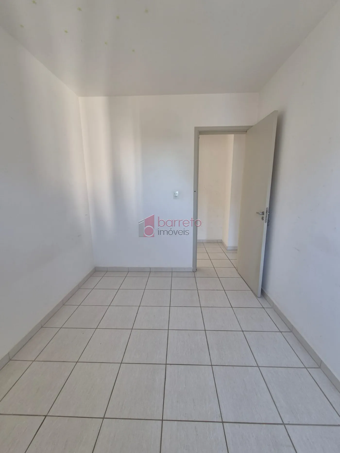 APARTAMENTO À VENDA NO CONDOMÍNIO JARDIM CONQUISTA EM JUNDIAÍ/SP