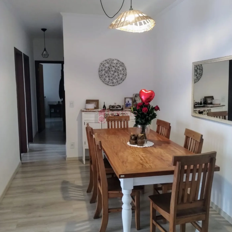 APARTAMENTO À VENDA NO CONDOMÍNIO CHALÉS DA REPRESA EM JUNDIAÍ/SP