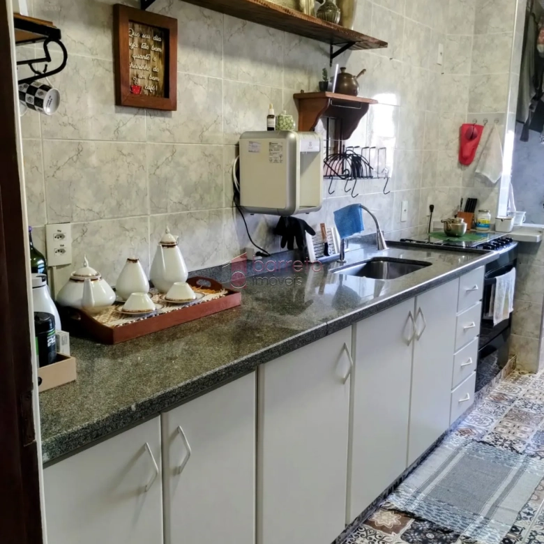 APARTAMENTO À VENDA NO CONDOMÍNIO CHALÉS DA REPRESA EM JUNDIAÍ/SP