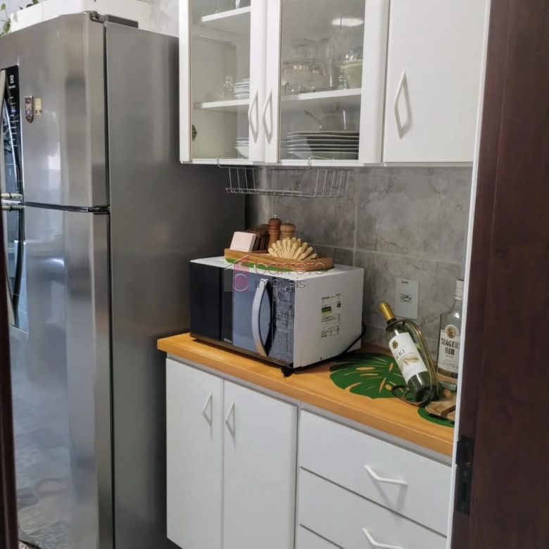 APARTAMENTO À VENDA NO CONDOMÍNIO CHALÉS DA REPRESA EM JUNDIAÍ/SP