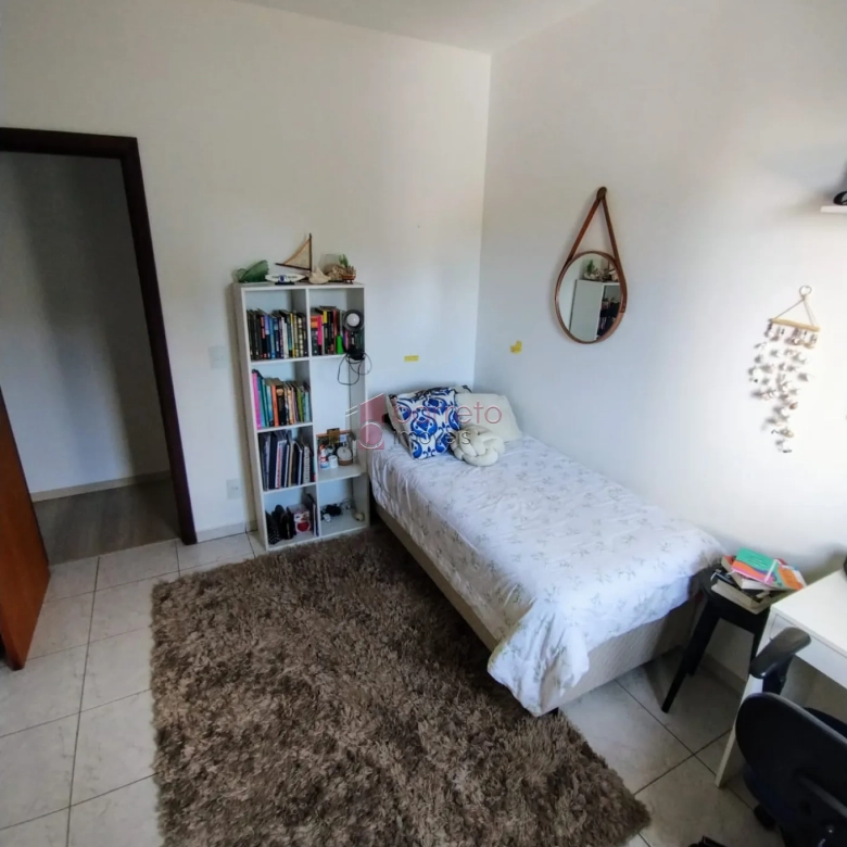 APARTAMENTO À VENDA NO CONDOMÍNIO CHALÉS DA REPRESA EM JUNDIAÍ/SP