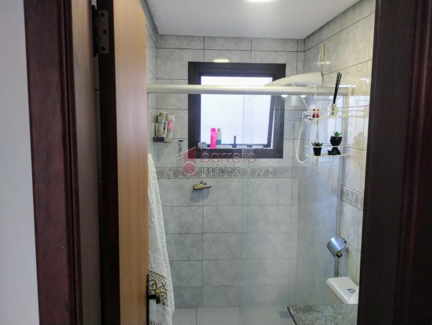 APARTAMENTO À VENDA NO CONDOMÍNIO CHALÉS DA REPRESA EM JUNDIAÍ/SP
