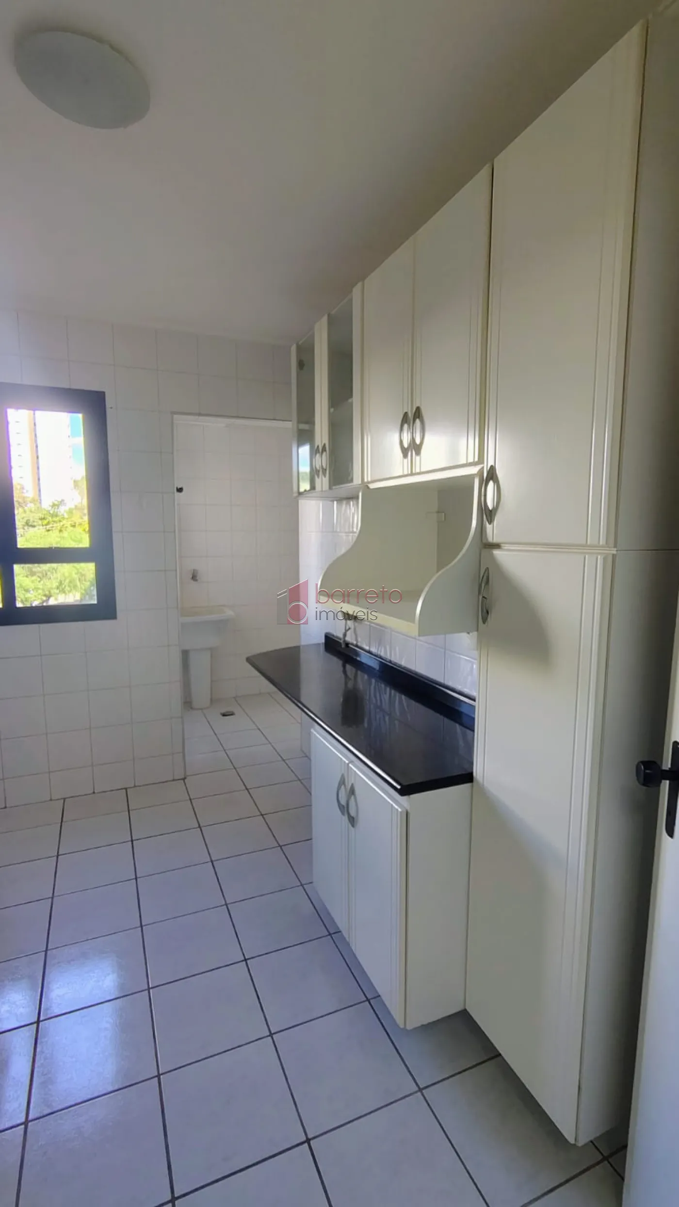 APARTAMENTO COM 03 DORMITÓRIOS À VENDA NO CONDOMÍNIO CHÁCARA PRIMAVERA EM JUNDIAÍ/SP
