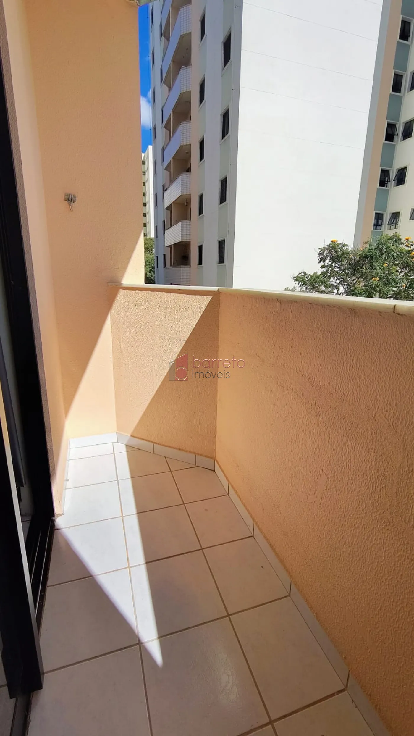 APARTAMENTO COM 03 DORMITÓRIOS À VENDA NO CONDOMÍNIO CHÁCARA PRIMAVERA EM JUNDIAÍ/SP