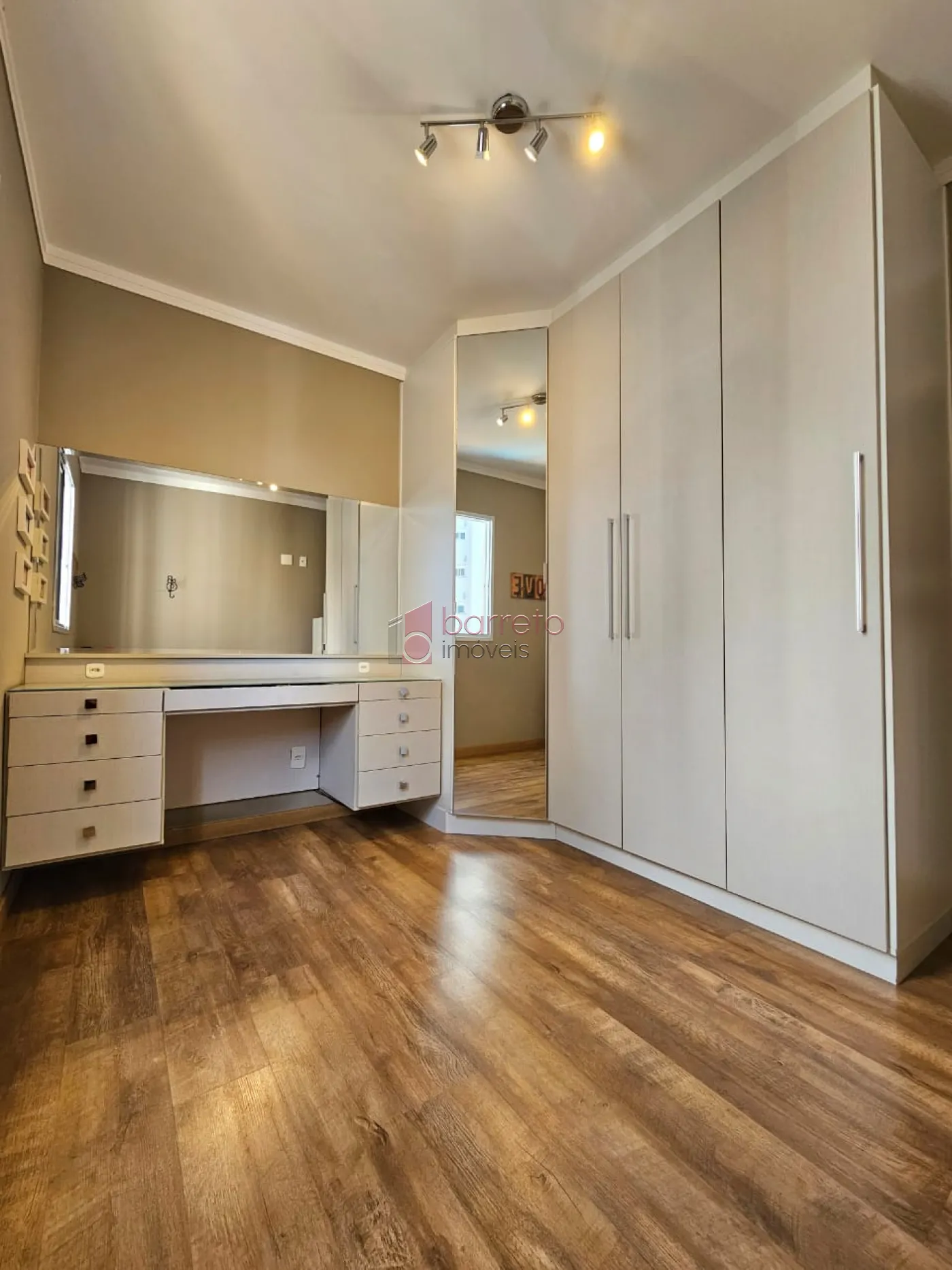 APARTAMENTO À VENDA NO CONDOMÍNIO PRACTICE NO BAIRRO VILA DAS HORTÊNCIAS – JUNDIAÍ/SP