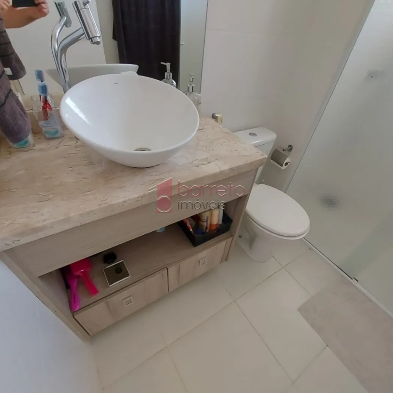 APARTAMENTO À VENDA NO CONDOMÍNIO VIVARTE MEDEIROS EM JUNDIAÍ/SP