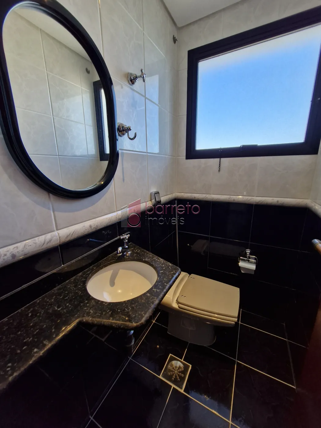 APARTAMENTO PARA LOCAÇÃO NO CONDOMÍNIO TOUR DE VERSAILLES – JUNDIAÍ/SP