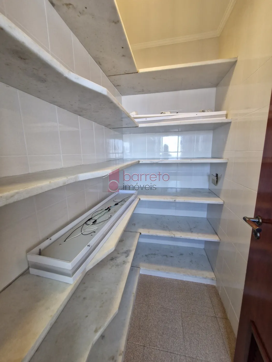 APARTAMENTO PARA LOCAÇÃO NO CONDOMÍNIO TOUR DE VERSAILLES – JUNDIAÍ/SP