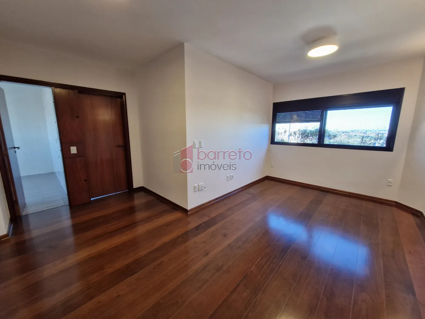 APARTAMENTO PARA LOCAÇÃO NO CONDOMÍNIO TOUR DE VERSAILLES – JUNDIAÍ/SP