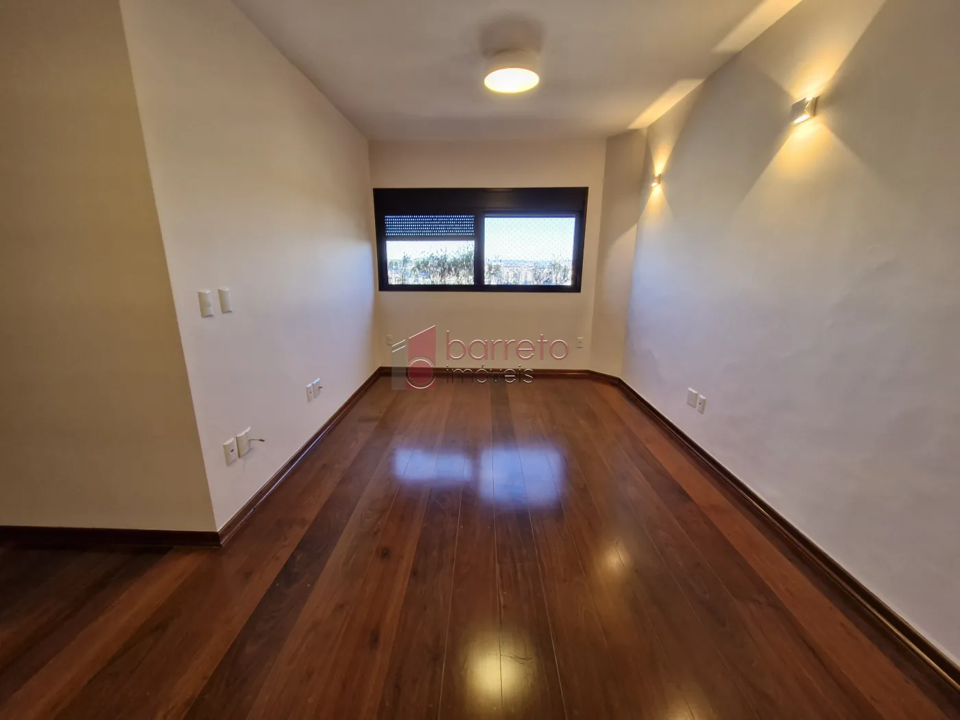 APARTAMENTO PARA LOCAÇÃO NO CONDOMÍNIO TOUR DE VERSAILLES – JUNDIAÍ/SP
