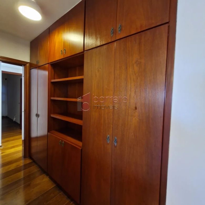 APARTAMENTO PARA LOCAÇÃO NO CONDOMÍNIO TOUR DE VERSAILLES – JUNDIAÍ/SP