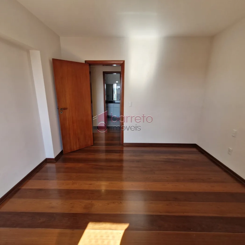APARTAMENTO PARA LOCAÇÃO NO CONDOMÍNIO TOUR DE VERSAILLES – JUNDIAÍ/SP