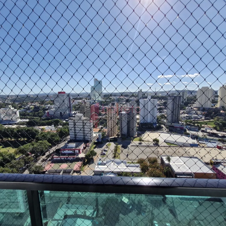 APARTAMENTO PARA LOCAÇÃO NO CONDOMÍNIO TOUR DE VERSAILLES – JUNDIAÍ/SP
