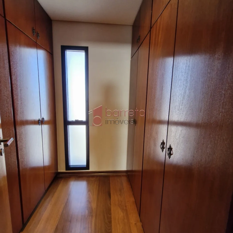 APARTAMENTO PARA LOCAÇÃO NO CONDOMÍNIO TOUR DE VERSAILLES – JUNDIAÍ/SP