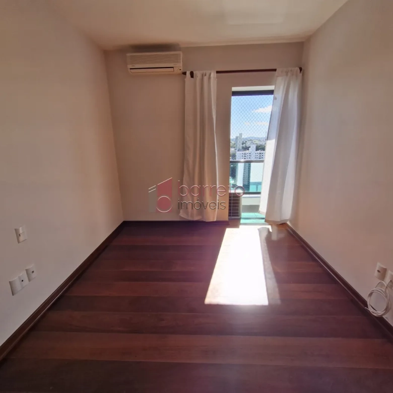APARTAMENTO PARA LOCAÇÃO NO CONDOMÍNIO TOUR DE VERSAILLES – JUNDIAÍ/SP