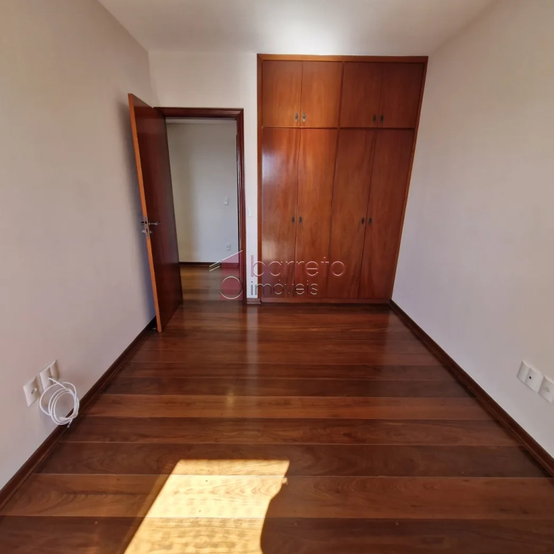 APARTAMENTO PARA LOCAÇÃO NO CONDOMÍNIO TOUR DE VERSAILLES – JUNDIAÍ/SP