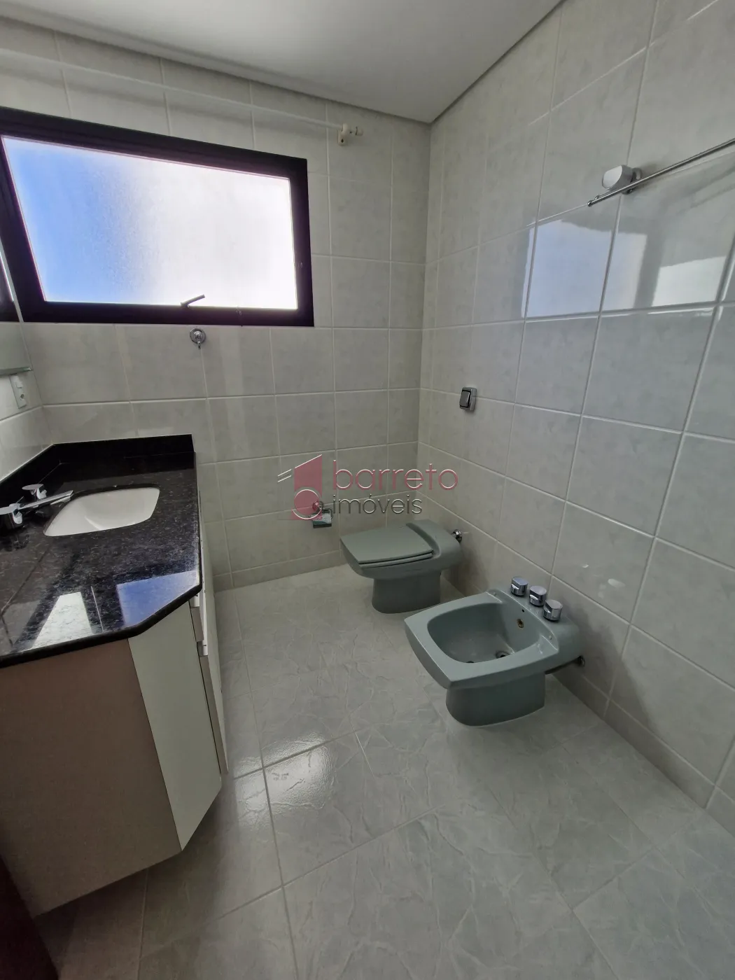 APARTAMENTO PARA LOCAÇÃO NO CONDOMÍNIO TOUR DE VERSAILLES – JUNDIAÍ/SP