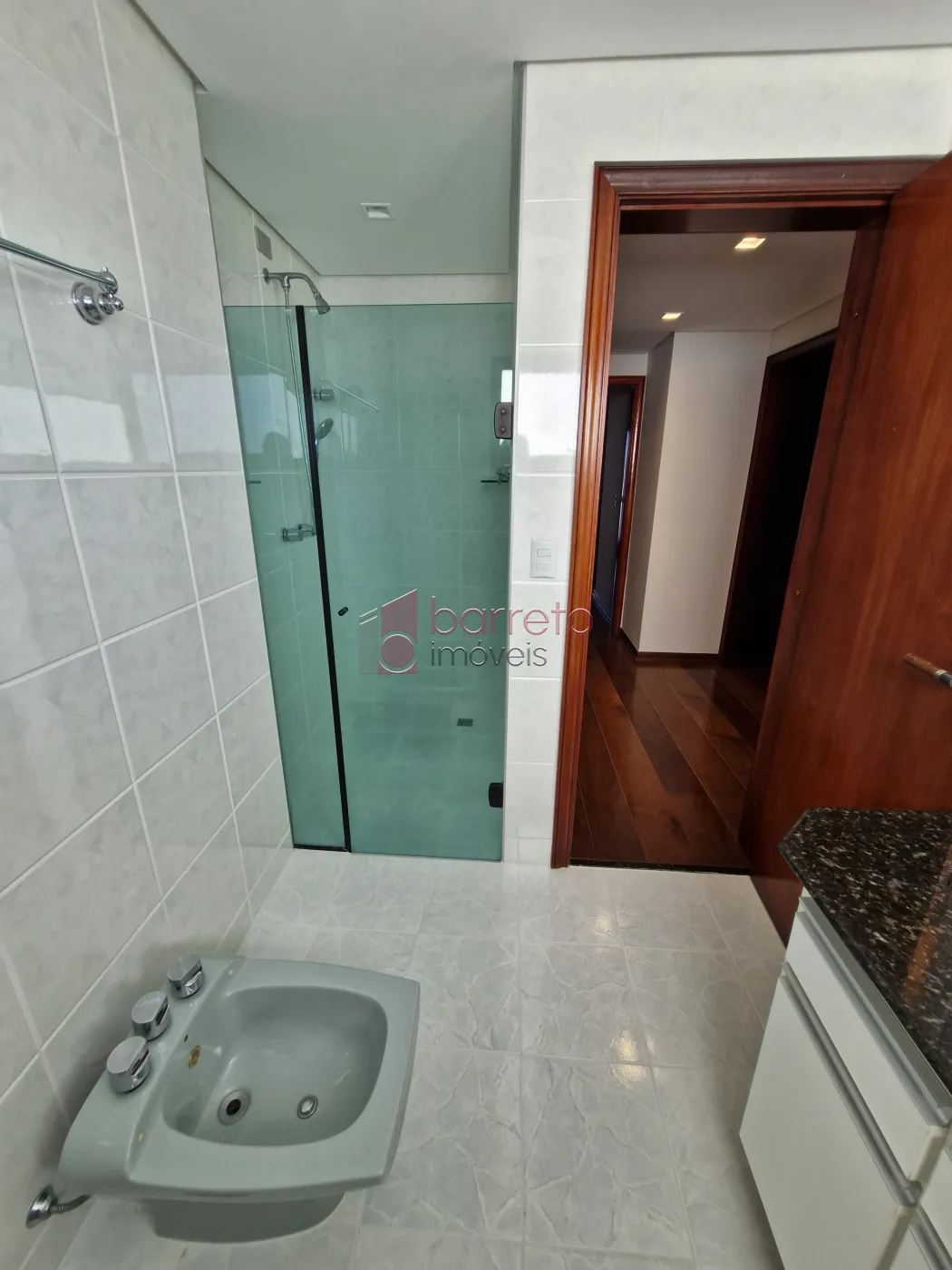 APARTAMENTO PARA LOCAÇÃO NO CONDOMÍNIO TOUR DE VERSAILLES – JUNDIAÍ/SP