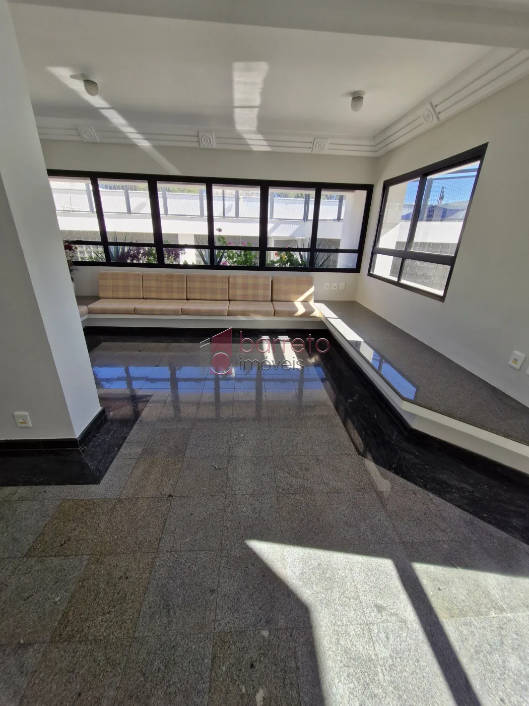 APARTAMENTO PARA LOCAÇÃO NO CONDOMÍNIO TOUR DE VERSAILLES – JUNDIAÍ/SP