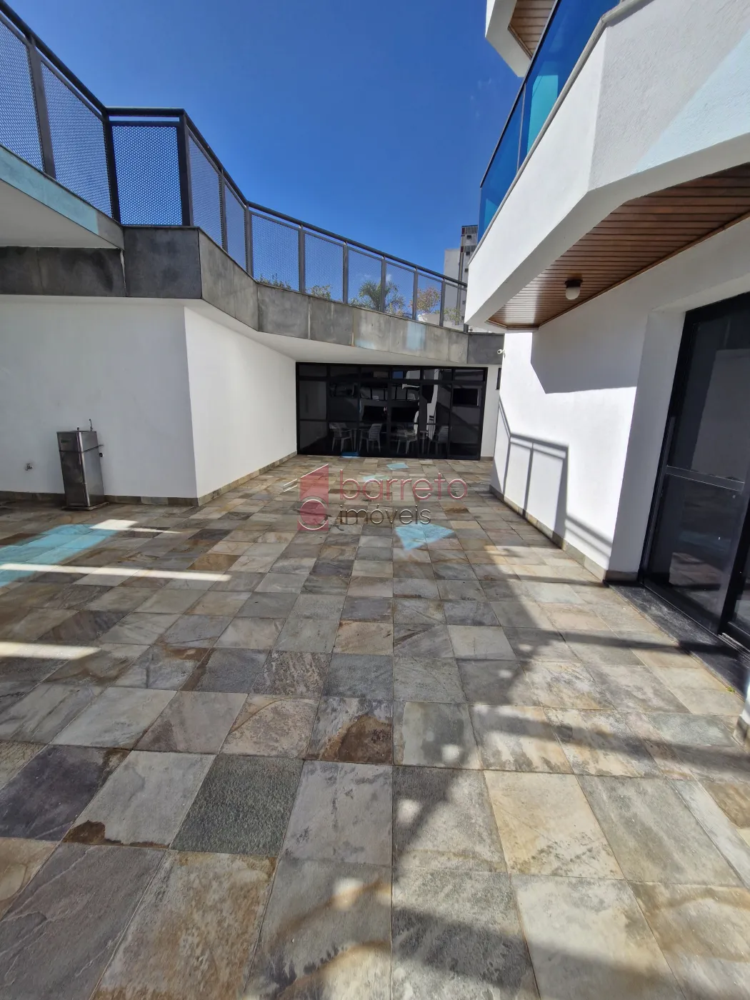 APARTAMENTO PARA LOCAÇÃO NO CONDOMÍNIO TOUR DE VERSAILLES – JUNDIAÍ/SP