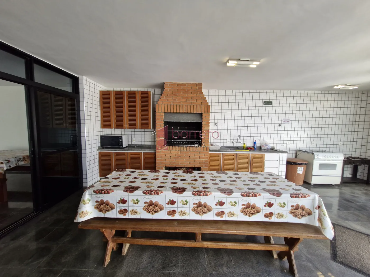 APARTAMENTO PARA LOCAÇÃO NO CONDOMÍNIO TOUR DE VERSAILLES – JUNDIAÍ/SP