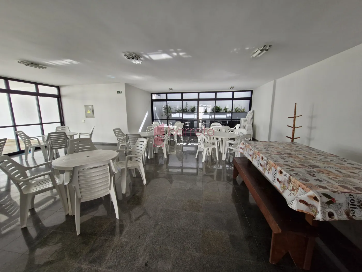 APARTAMENTO PARA LOCAÇÃO NO CONDOMÍNIO TOUR DE VERSAILLES – JUNDIAÍ/SP