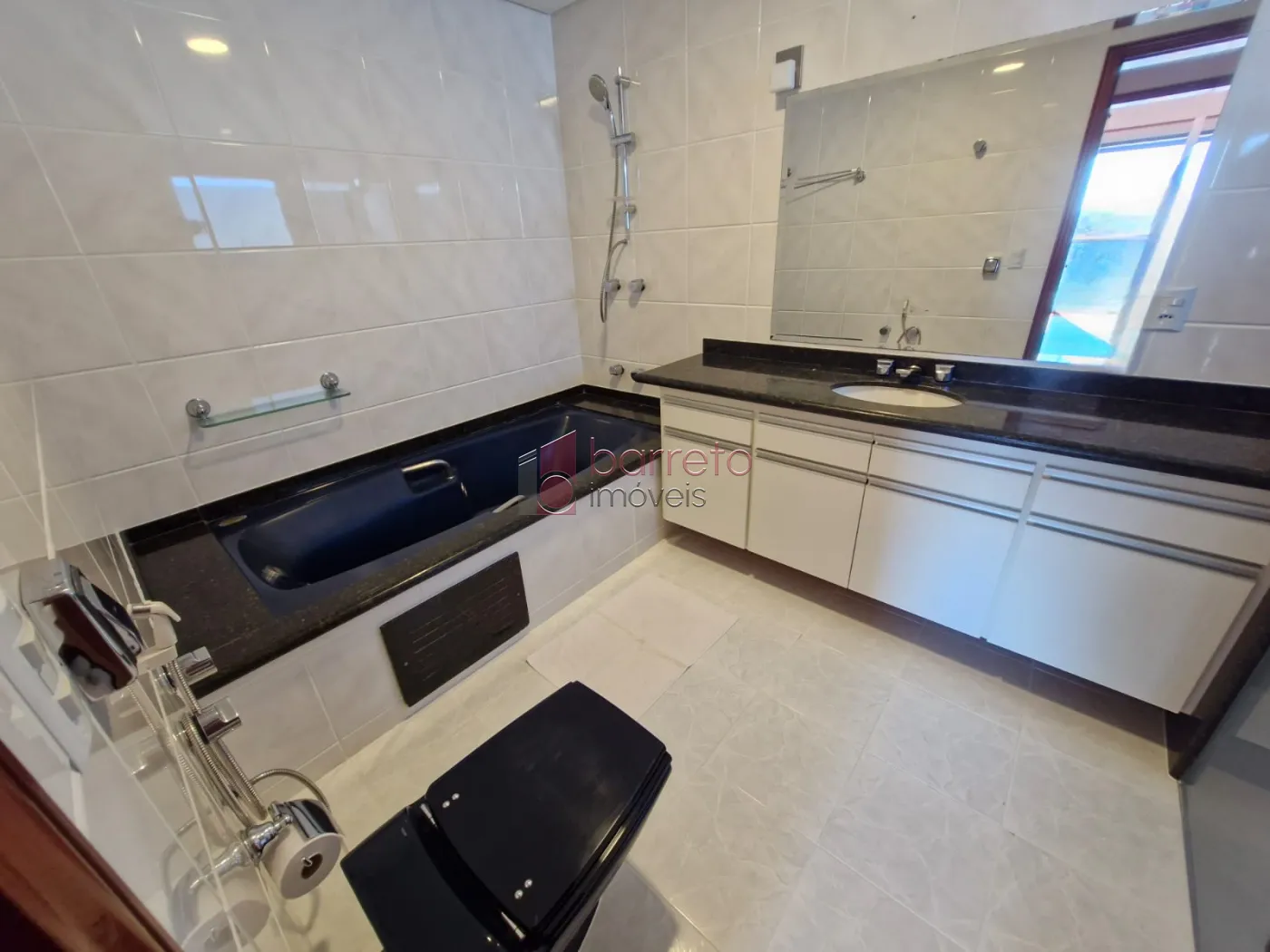 APARTAMENTO PARA LOCAÇÃO NO CONDOMÍNIO TOUR DE VERSAILLES – JUNDIAÍ/SP
