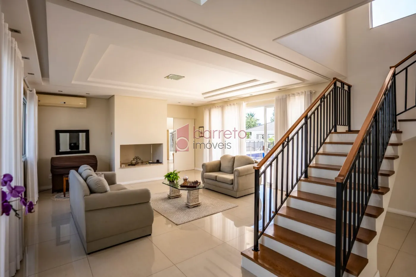 CASA ALTO PADRÃO À VENDA NO CONDOMÍNIO RESERVA DA SERRA EM JUNDIAÍ/SP