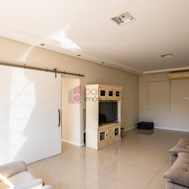 CASA ALTO PADRÃO À VENDA NO CONDOMÍNIO RESERVA DA SERRA EM JUNDIAÍ/SP