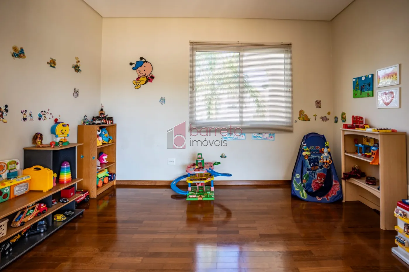 CASA ALTO PADRÃO À VENDA NO CONDOMÍNIO RESERVA DA SERRA EM JUNDIAÍ/SP