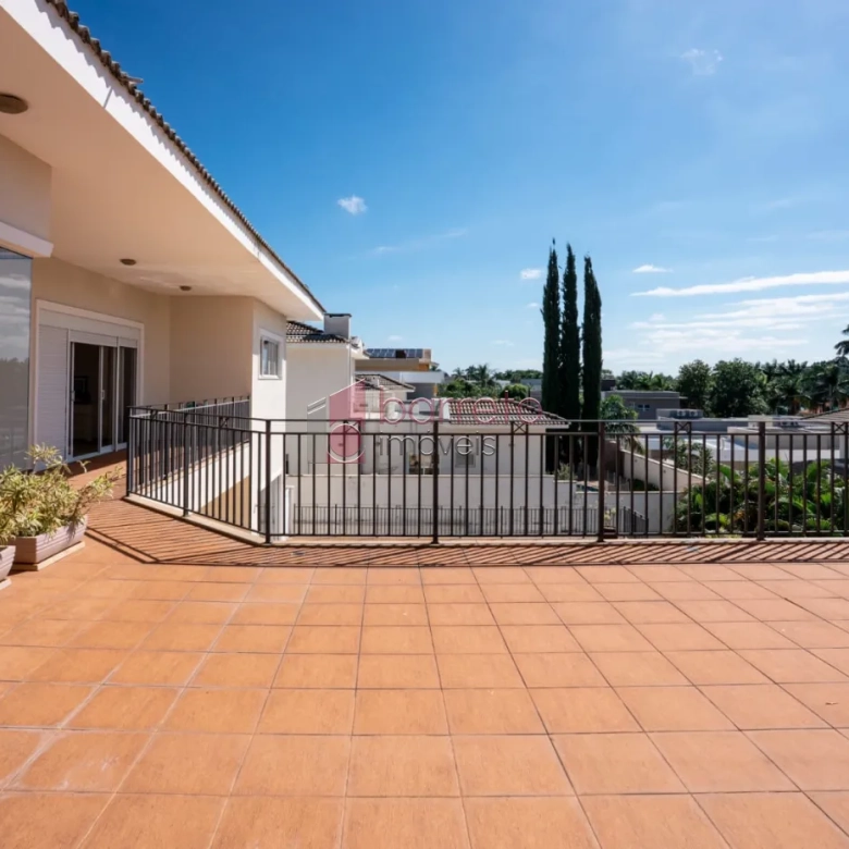 CASA ALTO PADRÃO À VENDA NO CONDOMÍNIO RESERVA DA SERRA EM JUNDIAÍ/SP