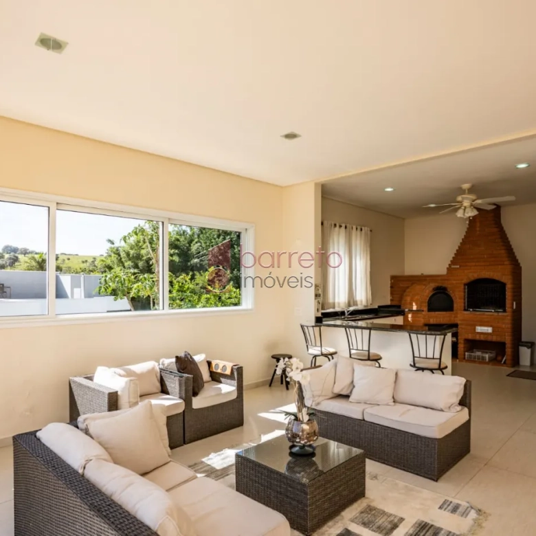 CASA ALTO PADRÃO À VENDA NO CONDOMÍNIO RESERVA DA SERRA EM JUNDIAÍ/SP