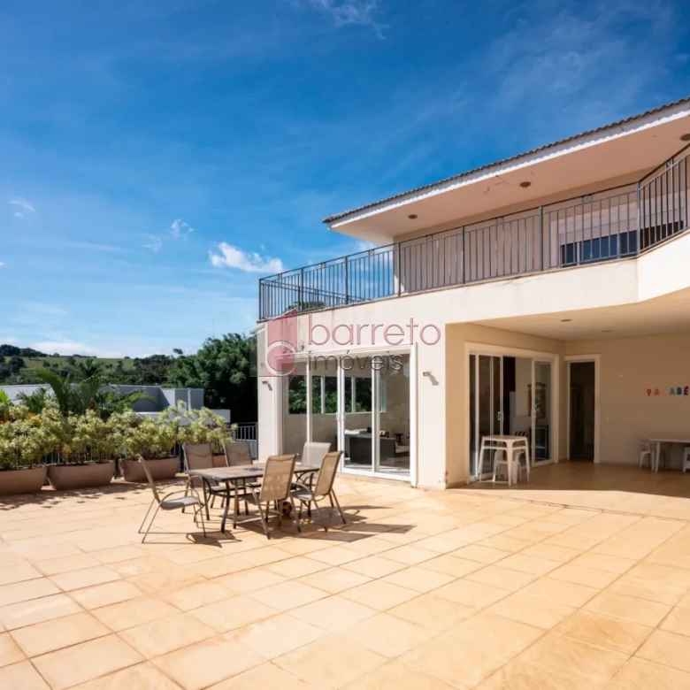 CASA ALTO PADRÃO À VENDA NO CONDOMÍNIO RESERVA DA SERRA EM JUNDIAÍ/SP