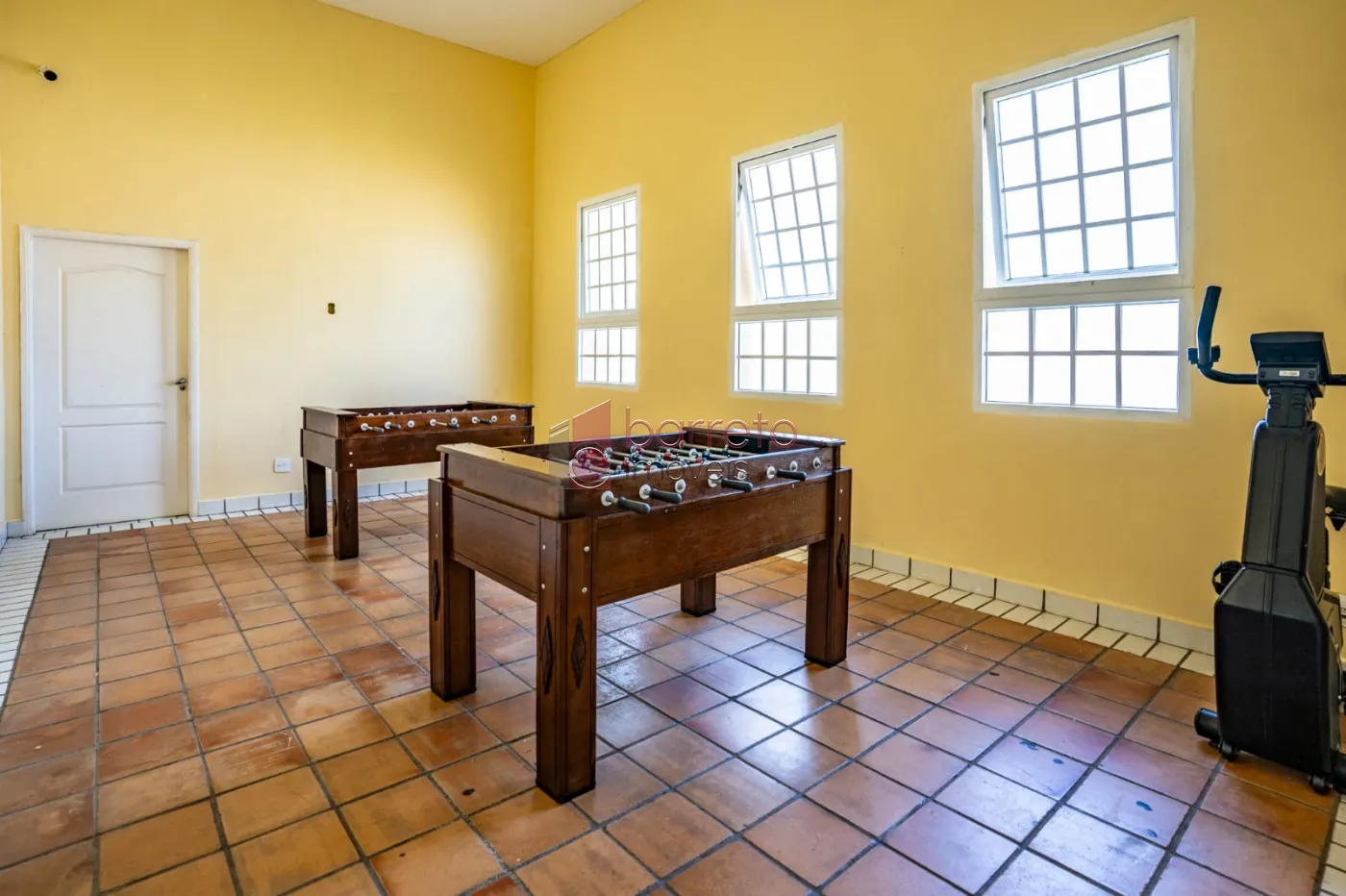 CASA ALTO PADRÃO À VENDA NO CONDOMÍNIO RESERVA DA SERRA EM JUNDIAÍ/SP