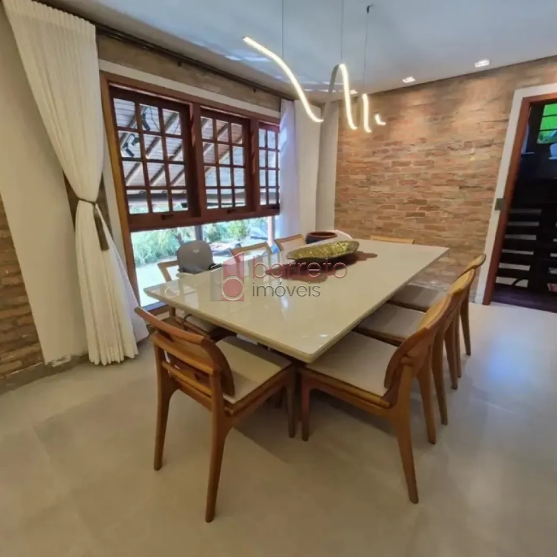 SOBRADO MOBILIADO PARA LOCAÇÃO NO CONDOMÍNIO QUARTIER LES RESIDENCES NO CAXAMBU – JUNDIAÍ/SP