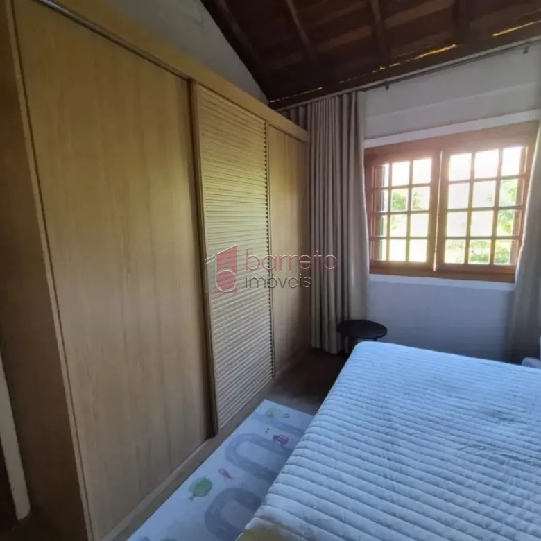 SOBRADO MOBILIADO PARA LOCAÇÃO NO CONDOMÍNIO QUARTIER LES RESIDENCES NO CAXAMBU – JUNDIAÍ/SP
