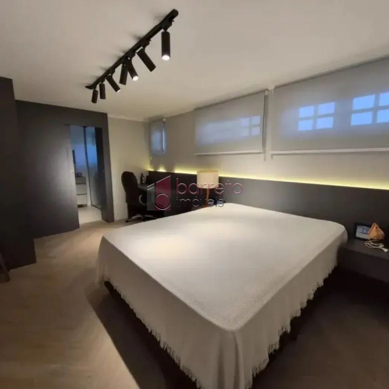 SOBRADO MOBILIADO PARA LOCAÇÃO NO CONDOMÍNIO QUARTIER LES RESIDENCES NO CAXAMBU – JUNDIAÍ/SP