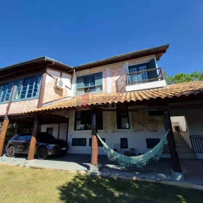 SOBRADO MOBILIADO PARA LOCAÇÃO NO CONDOMÍNIO QUARTIER LES RESIDENCES NO CAXAMBU – JUNDIAÍ/SP