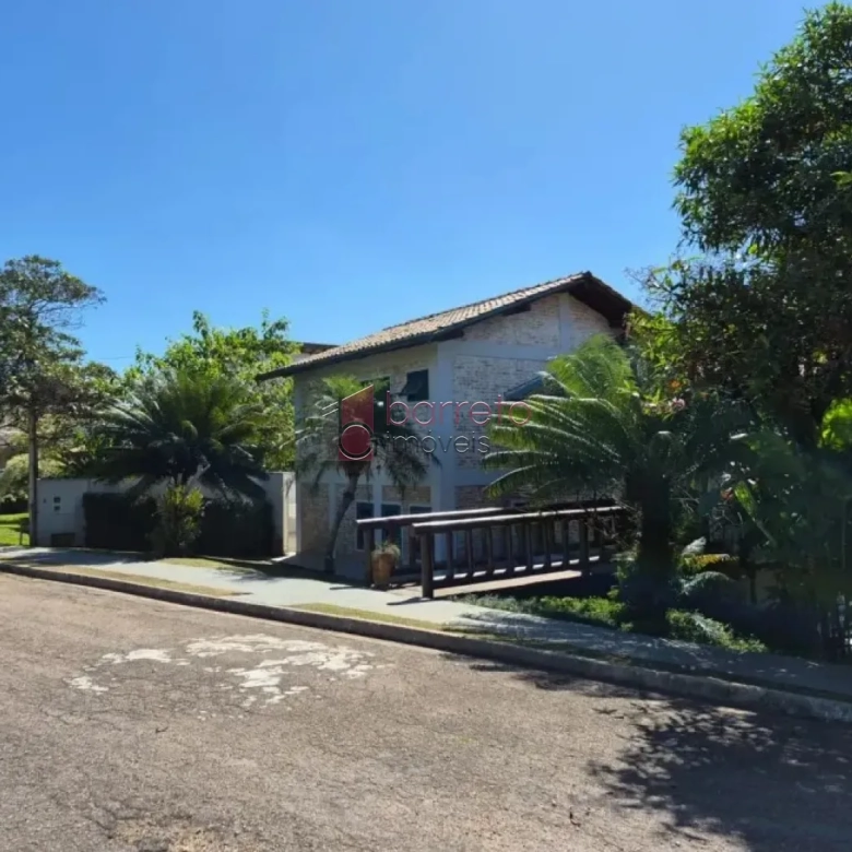 SOBRADO MOBILIADO PARA LOCAÇÃO NO CONDOMÍNIO QUARTIER LES RESIDENCES NO CAXAMBU – JUNDIAÍ/SP