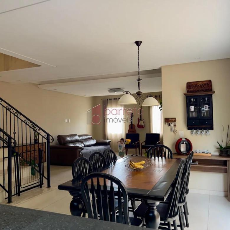 CASA À VENDA NO CONDOMÍNIO VILLAGGIO DI SAN FRANCESCO – BAIRRO MEDEIROS – JUNDIAÍ/SP