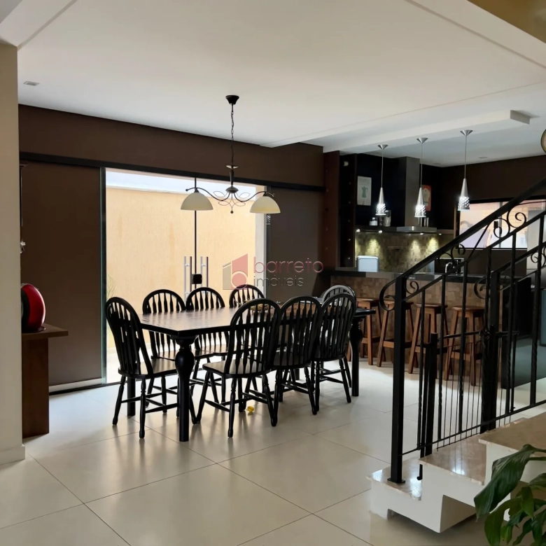 CASA À VENDA NO CONDOMÍNIO VILLAGGIO DI SAN FRANCESCO – BAIRRO MEDEIROS – JUNDIAÍ/SP