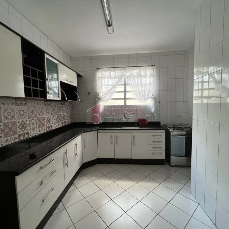 CASA À VENDA NO CONDOMÍNIO VILA SAFIRA EM JUNDIAÍ/SP