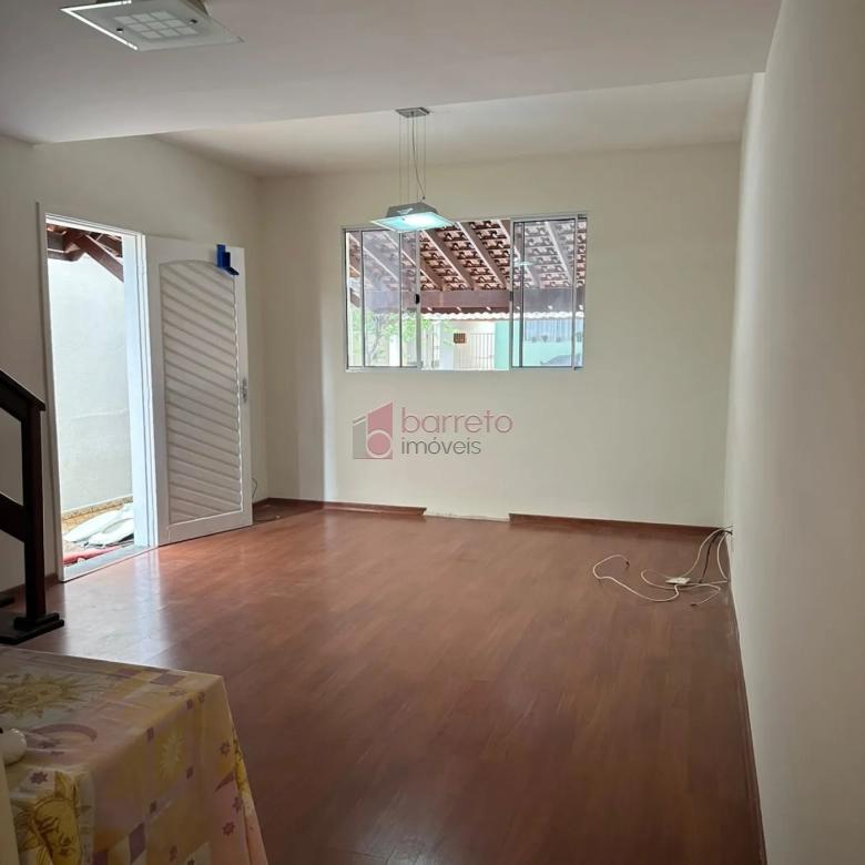 CASA À VENDA NO CONDOMÍNIO VILA SAFIRA EM JUNDIAÍ/SP