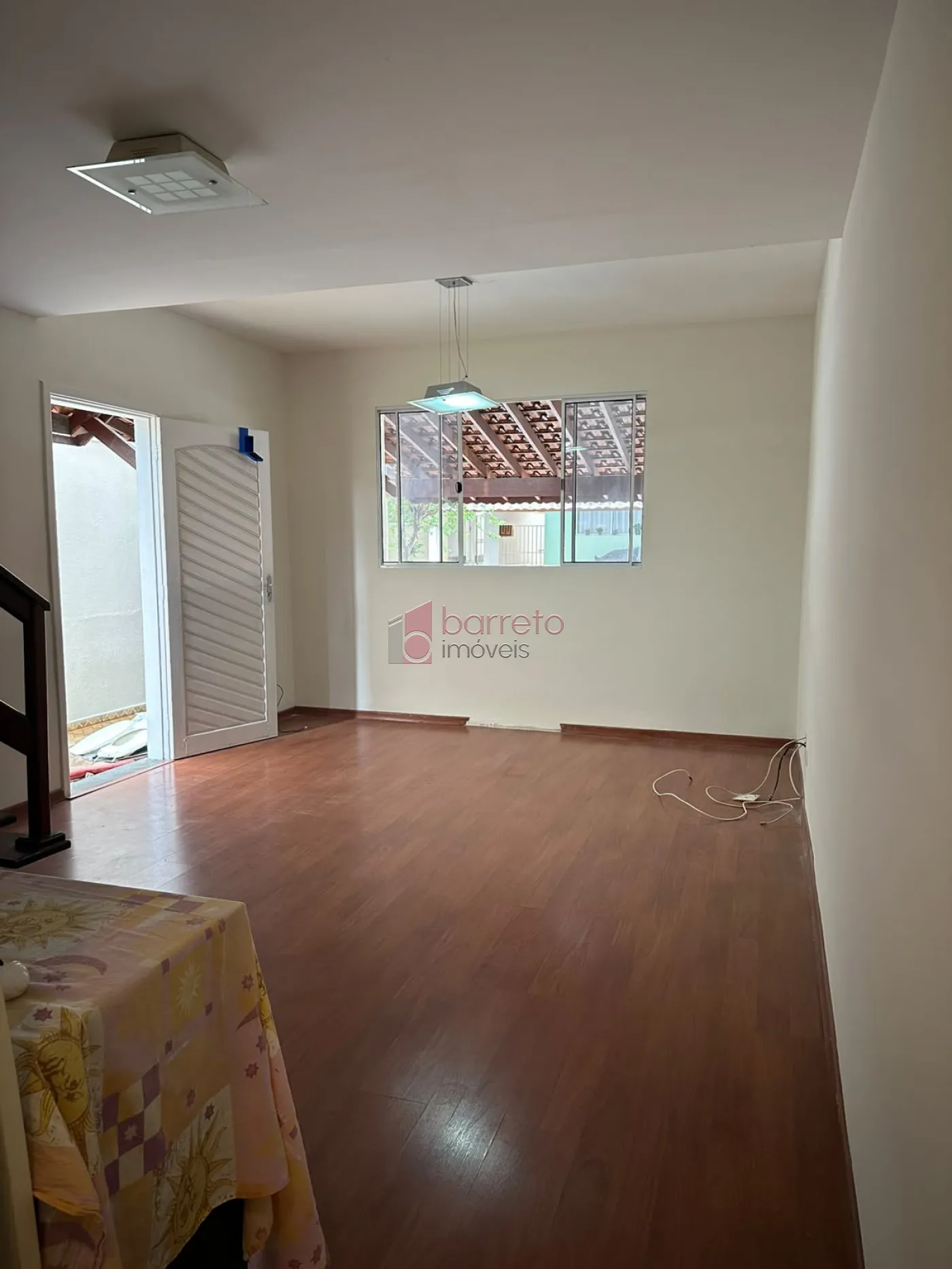 CASA À VENDA NO CONDOMÍNIO VILA SAFIRA EM JUNDIAÍ/SP