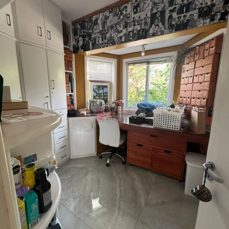 CASA À VENDA NO CONDOMÍNIO PORTAL DO PARAÍSO 2 EM JUNDIAÍ/SP