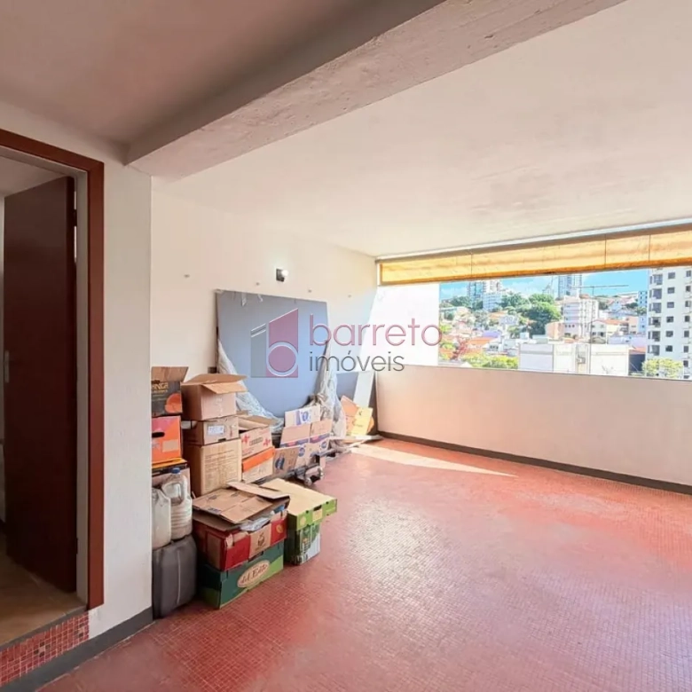 CASA À VENDA NO BAIRRO BELA VISTA EM JUNDIAÍ/SP