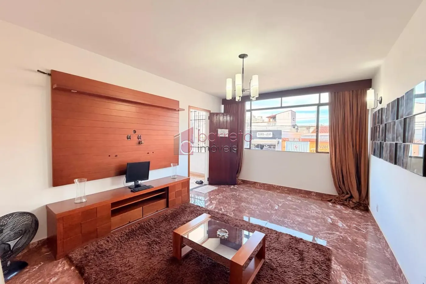 CASA À VENDA NO BAIRRO BELA VISTA EM JUNDIAÍ/SP