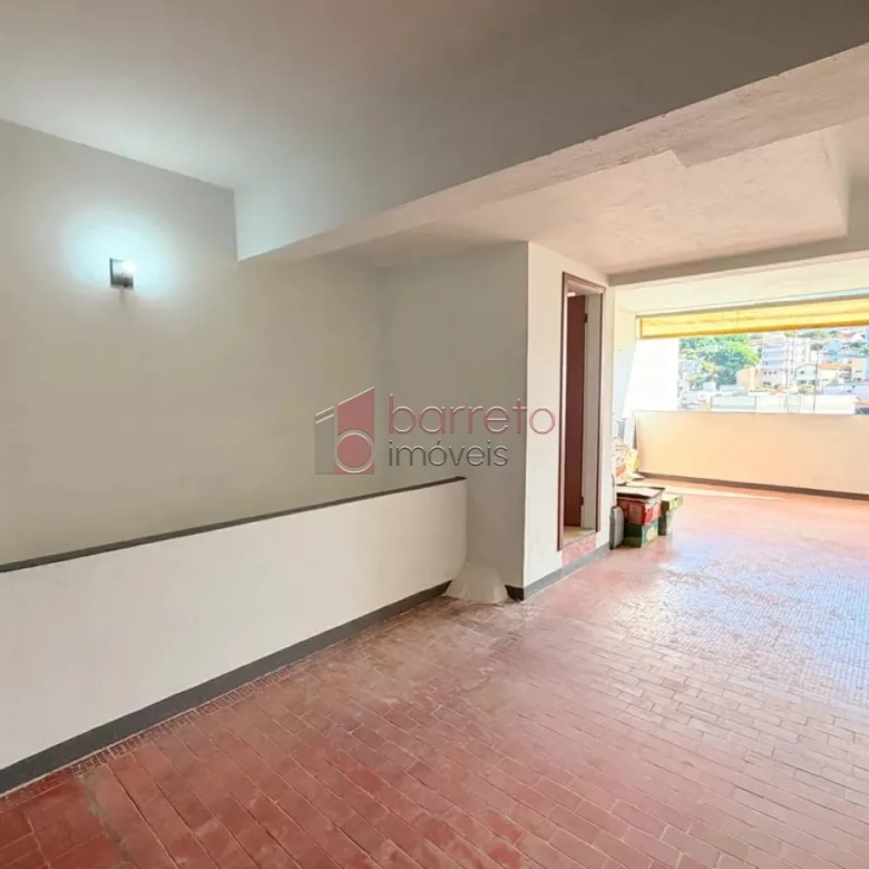 CASA À VENDA NO BAIRRO BELA VISTA EM JUNDIAÍ/SP