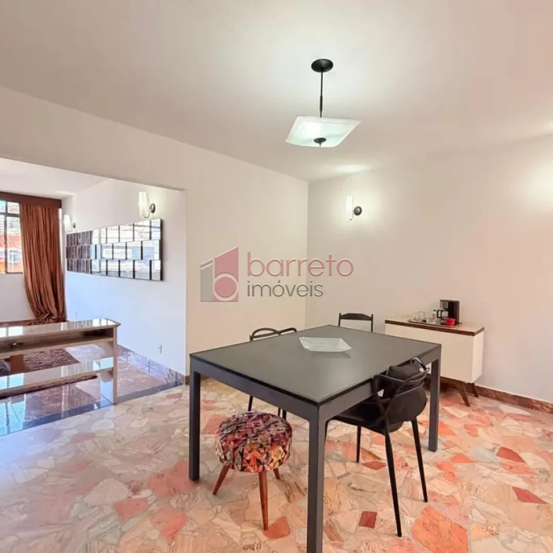 CASA À VENDA NO BAIRRO BELA VISTA EM JUNDIAÍ/SP